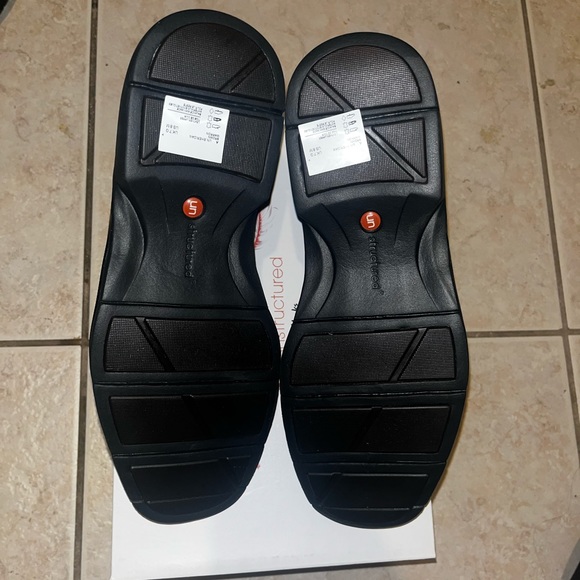 Unstructured Clark’s Slide On Sheridan Go Dress Shoes - Picture 5 of 8